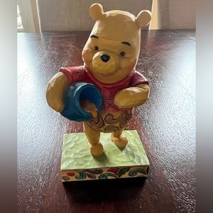 Jim Shore Disney Traditions Winnie the Pooh “Hunny of a Bear”